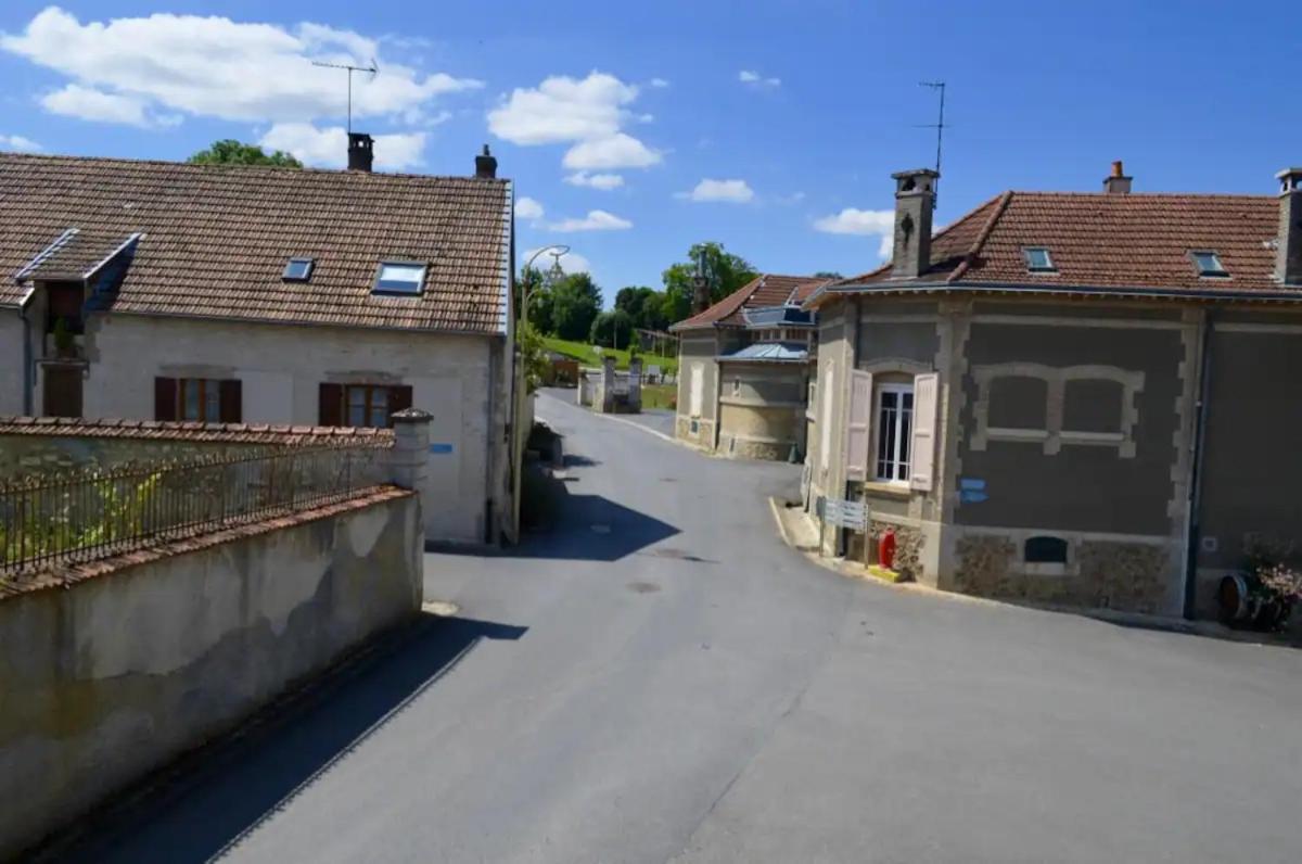Agreable Maison Petit Jardin A 7 Minutes De Reims Pargny-les-Reims Kültér fotó